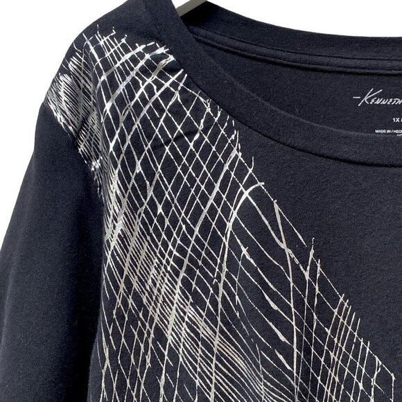 Kenneth Cole T-shirt Size 1X Womens Short Sleeve Graphic Tee Silver Angel Wings - Picture 6 of 8